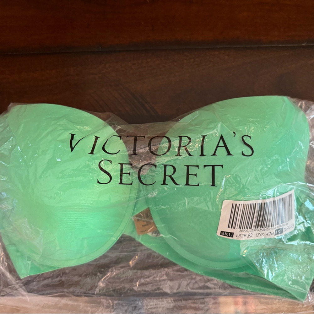 PINK bra- Everyday Everywear Pushup bra! NWT!!